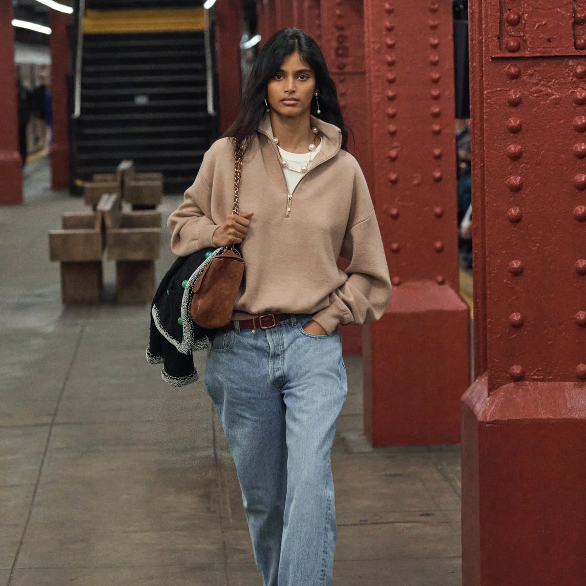 Quarter-Zip Comfort: Beige Sweatshirt and Denim Quarter-Zip Comfort: Beige Sweatshirt and Denim — Sweatshirt Outfits 2027