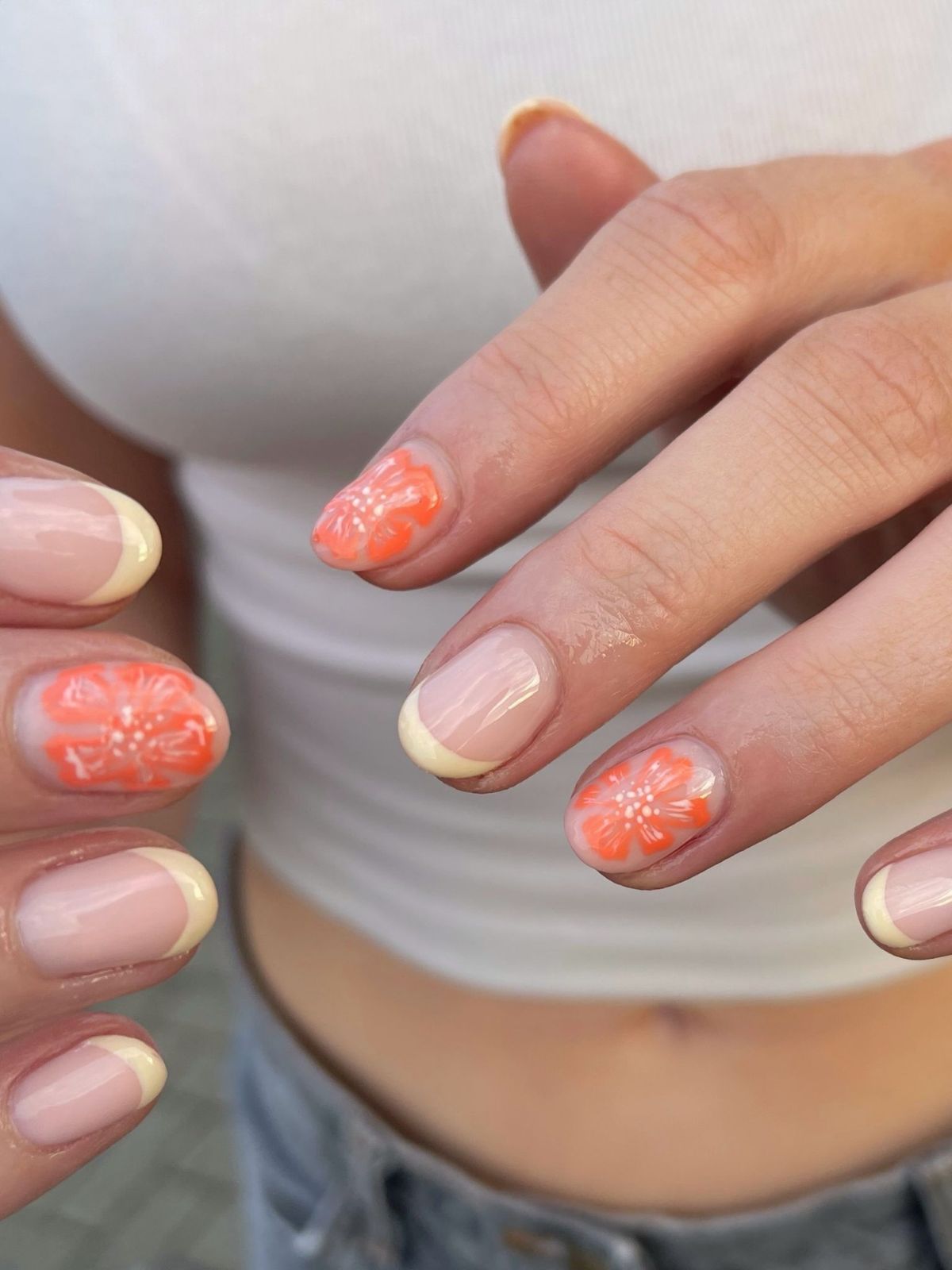 Both Hands Visual Idea Both Hands Visual Idea — Orange Summer Nails 2027