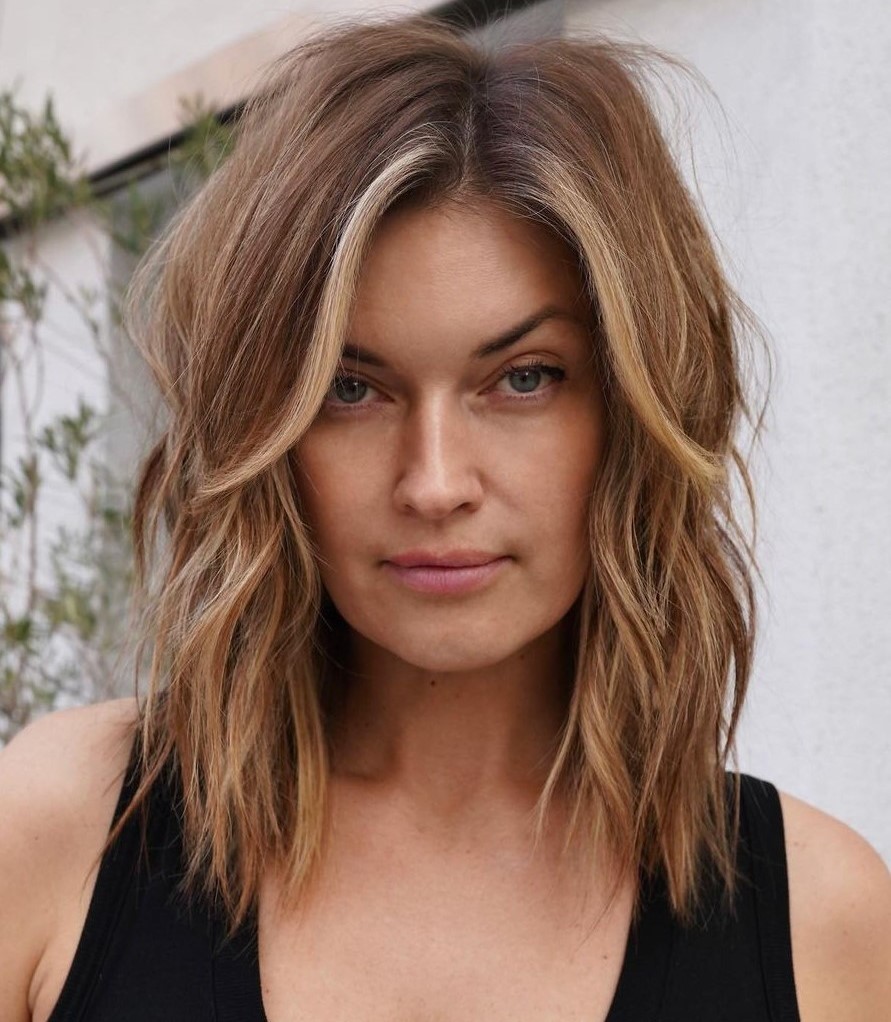 Collarbone Shag with Blonde Money Piece Collarbone Shag with Blonde Money Piece — Hairstyles 2027 for Fine Hair