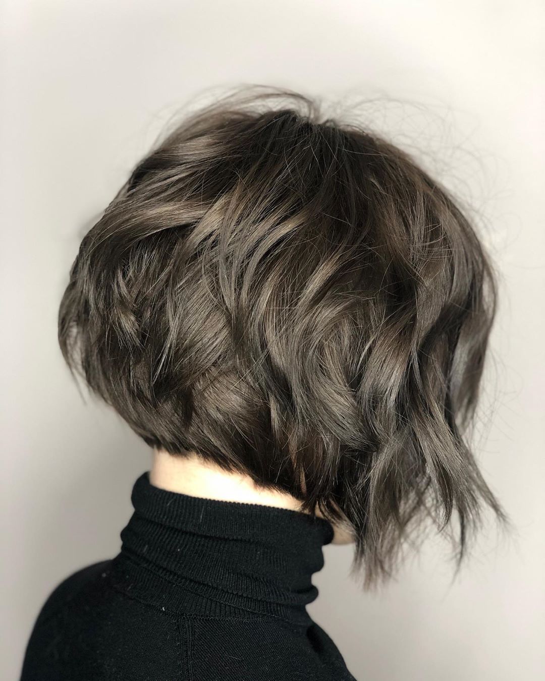 Stacked Dark Brown Bob — Chunky Highlights Bob 2027