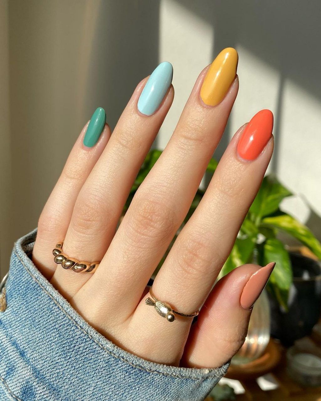 Medium Oval Jewel Tone & Nude Glossy Medium Oval Jewel Tone & Nude Glossy — Different Color Each Nail 2027