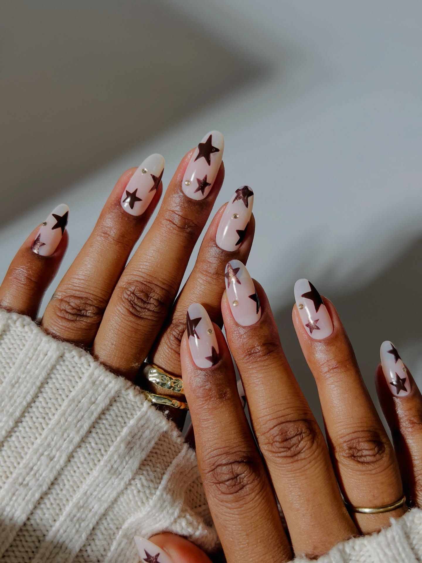 Dark Brown Stars Small Gold Studs Visual Idea Dark Brown Stars Small Gold Studs Visual Idea — Brown Nails 2027