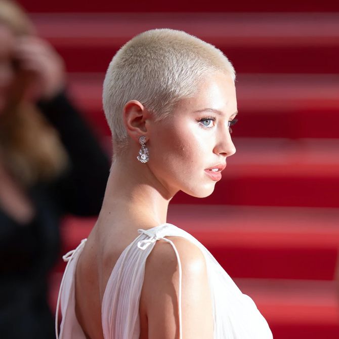 Platinum Blonde Buzz Cut with Sharp Lines — Buzz Cut for Women 2027