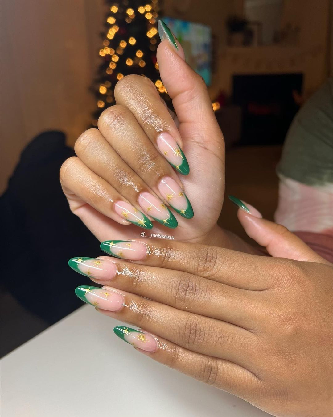 Visual Idea Visual Idea — Emerald Nails 2027