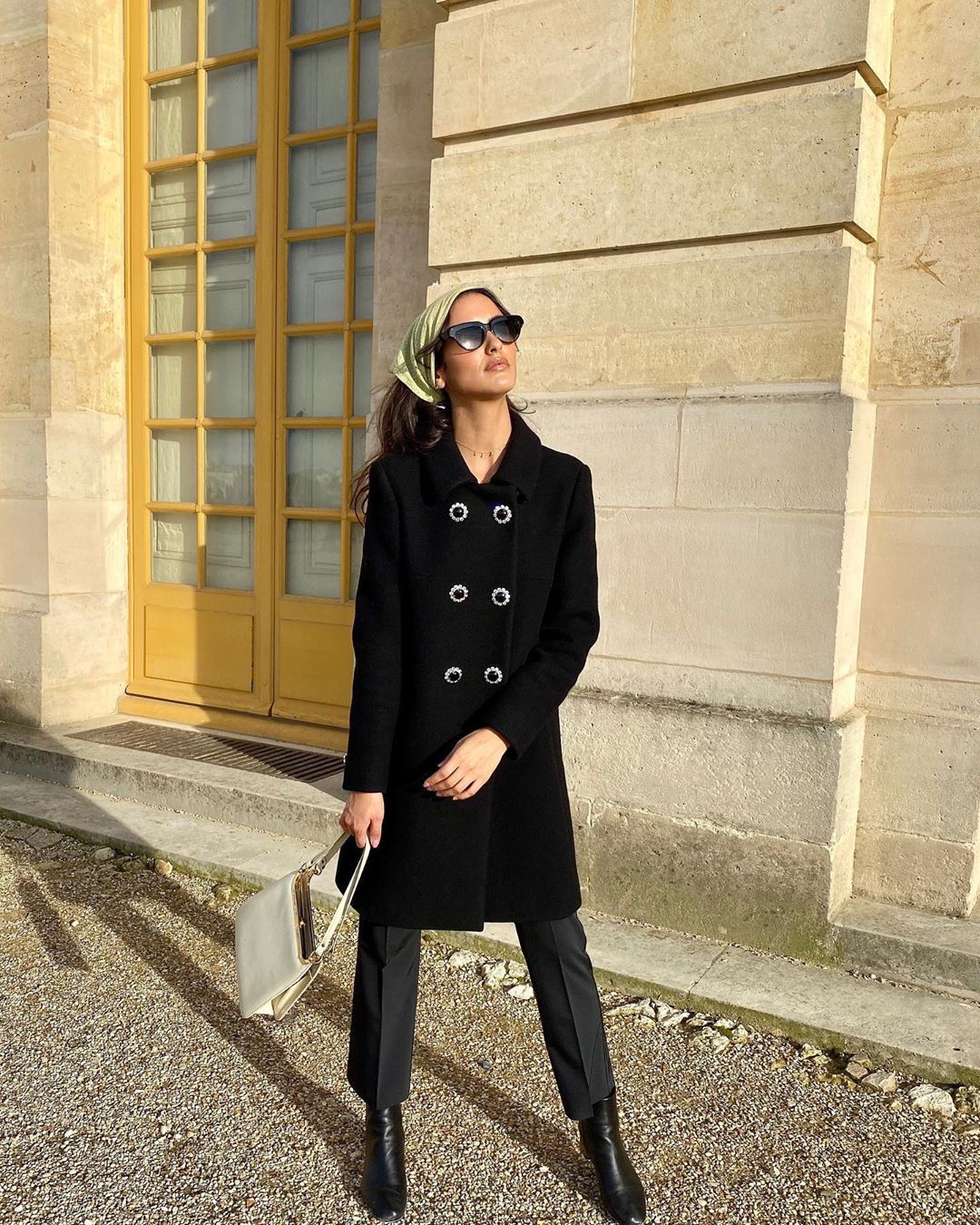 Sophisticated Commute: Green Scarf with Black Coat Sophisticated Commute: Green Scarf with Black Coat — Hair Scarf Outfits 2027