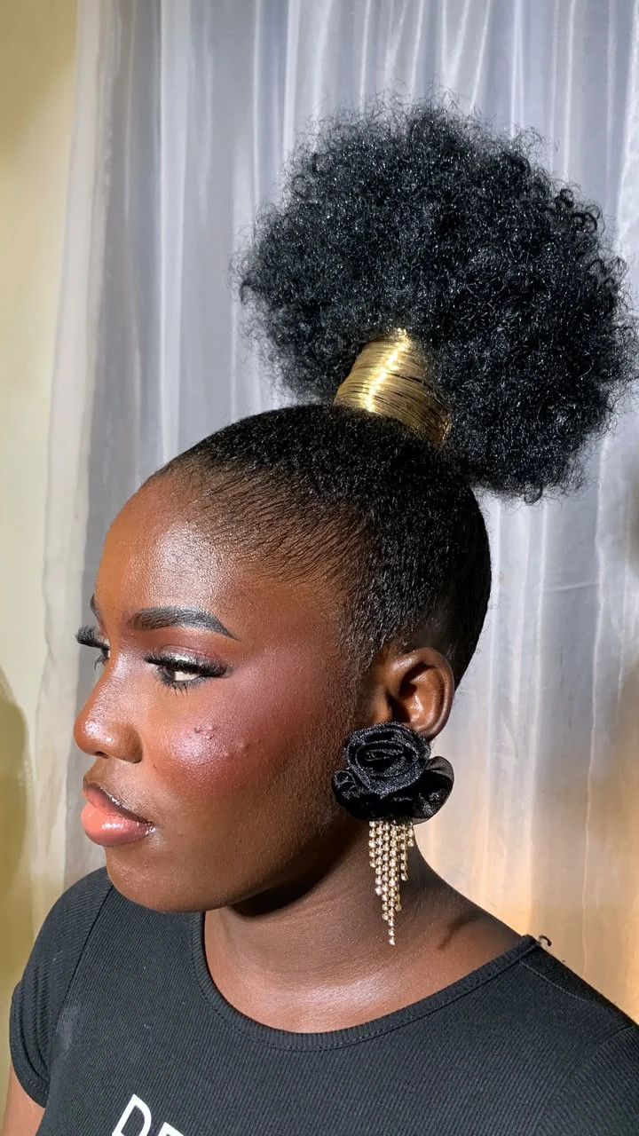 High Puff With Gold Accessory High Puff With Gold Accessory — High Puff 2027