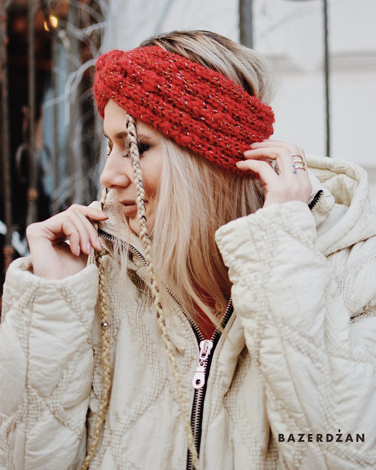 Blonde Visual Idea Blonde Visual Idea — Winter Headband Hairstyles 2027