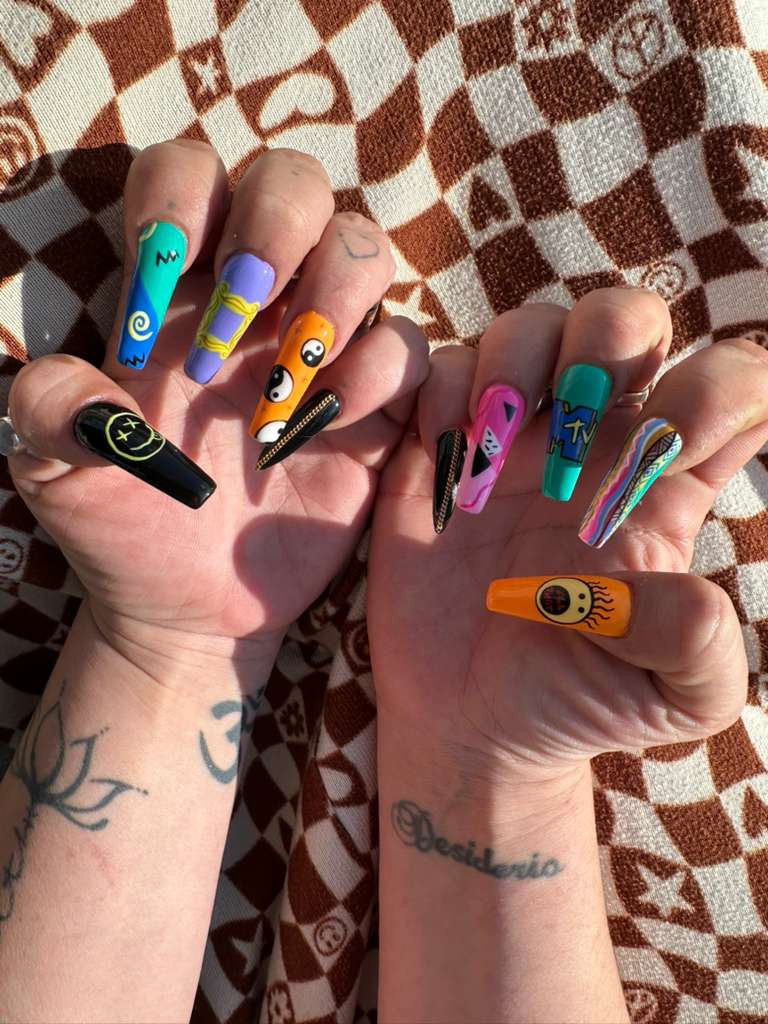 Purple and Black Long Coffin Smiley Mix Purple and Black Long Coffin Smiley Mix — Smiley Face Coffin Nails 2027