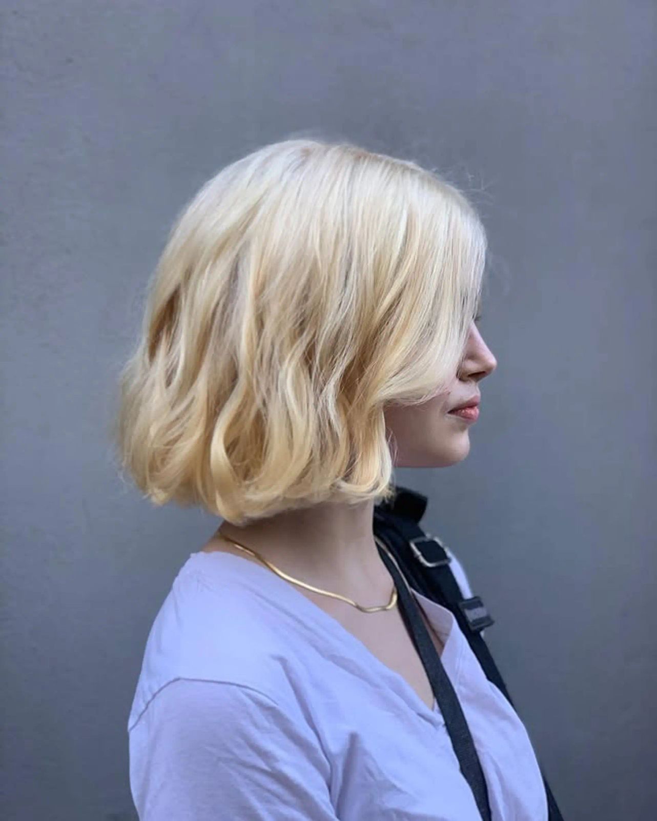 Icy Blonde Chin Length Bob Waves — Blonde Wavy Hair 2027