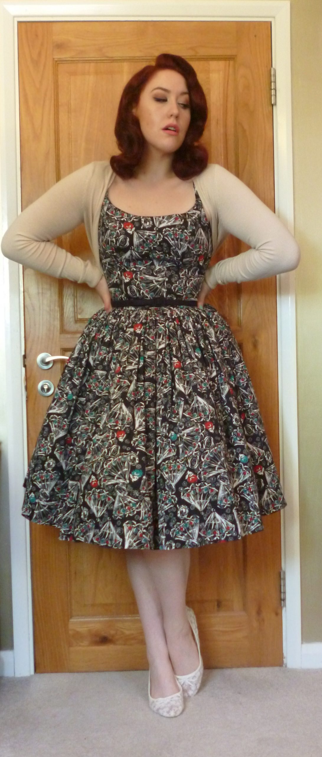 Tattoo Print Dress with Cardigan and Lace Heels Tattoo Print Dress with Cardigan and Lace Heels — Pin Up Outfits 2027