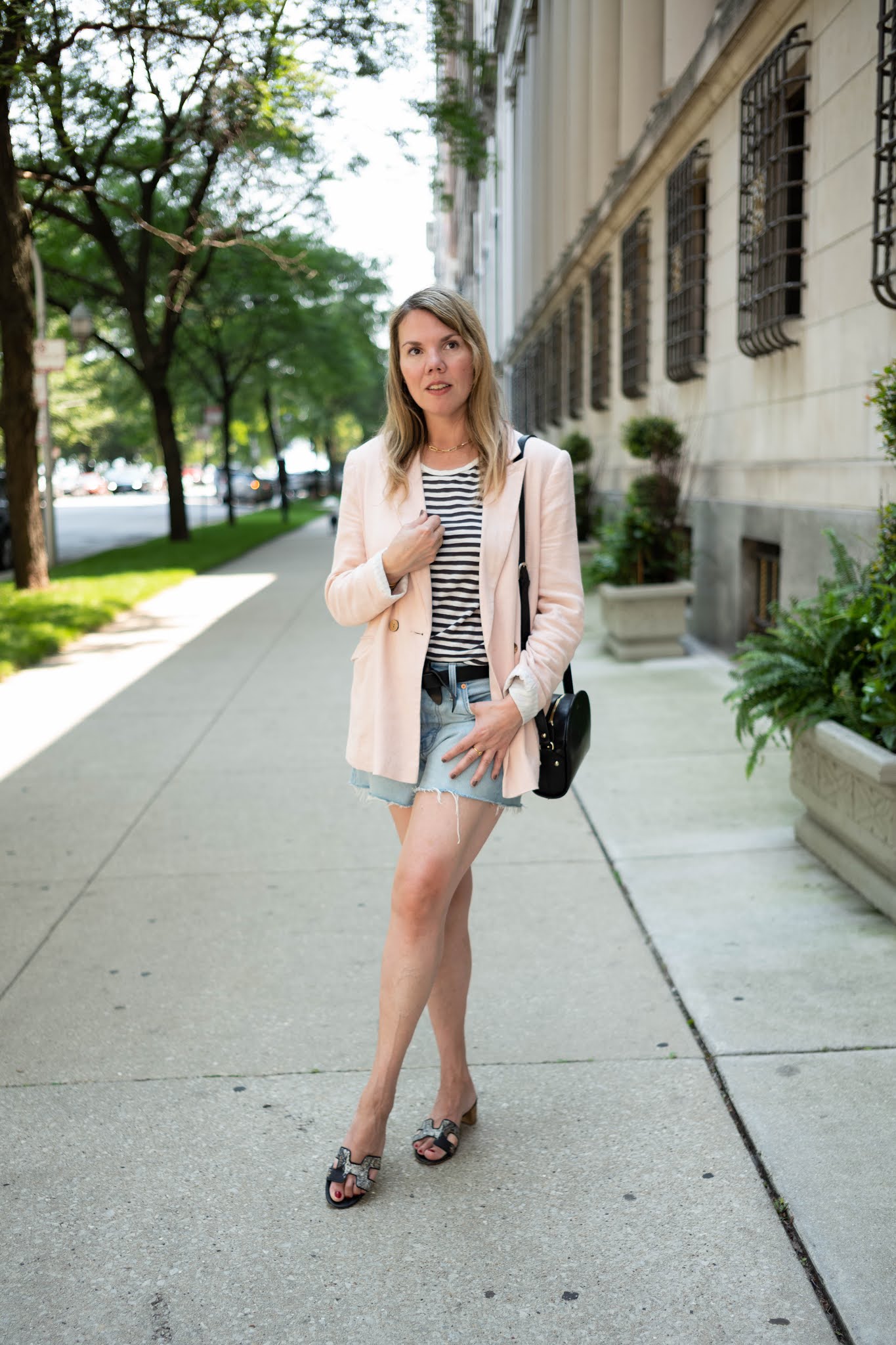 Casual Light Wash Denim Shorts with a Pink Blazer and Striped Tee Casual Light Wash Denim Shorts with a Pink Blazer and Striped Tee — Jean Shorts Outfits 2027