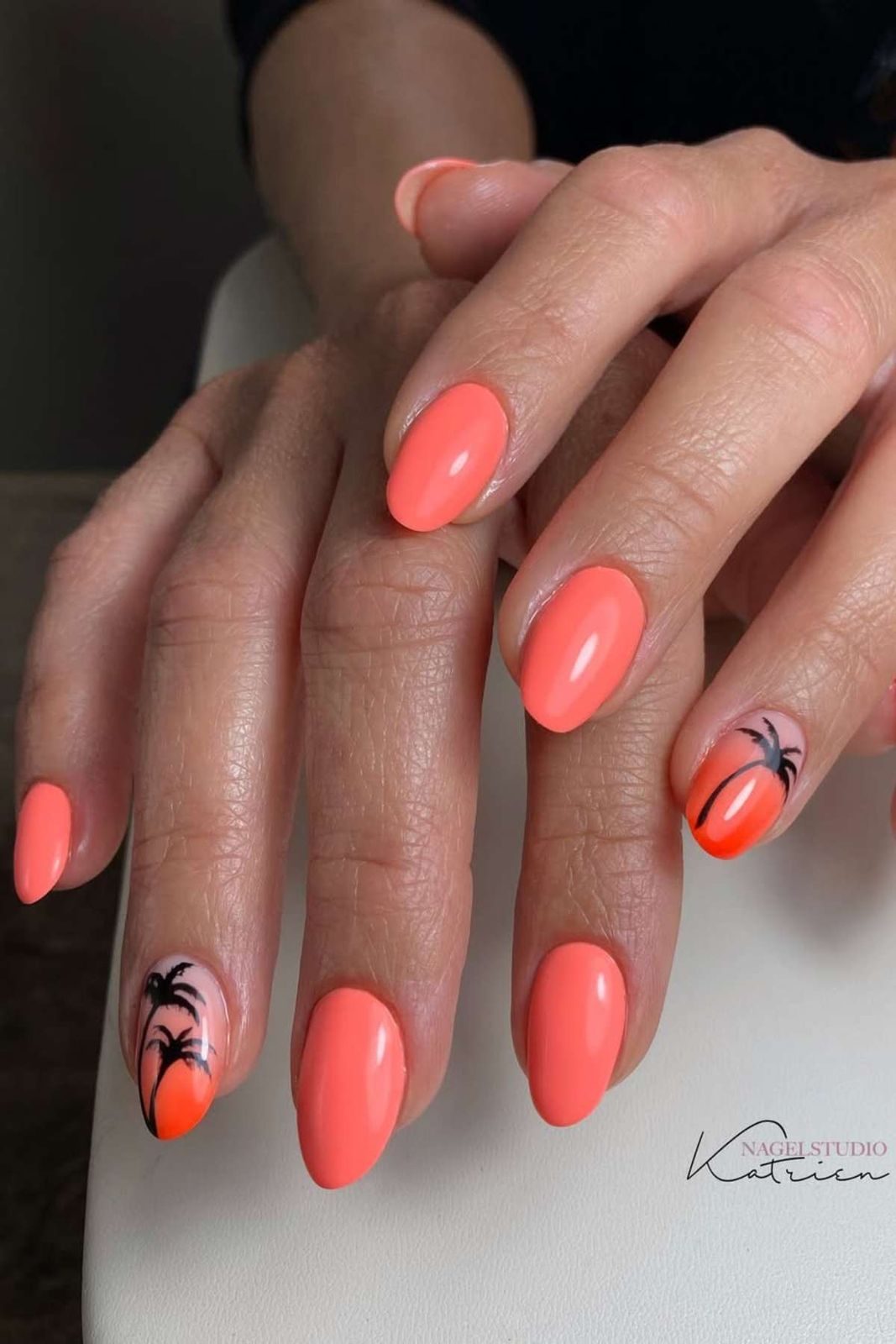 Bright Coral Palm Tree Silhouettes Bright Coral Palm Tree Silhouettes — Short Coral Nails 2027