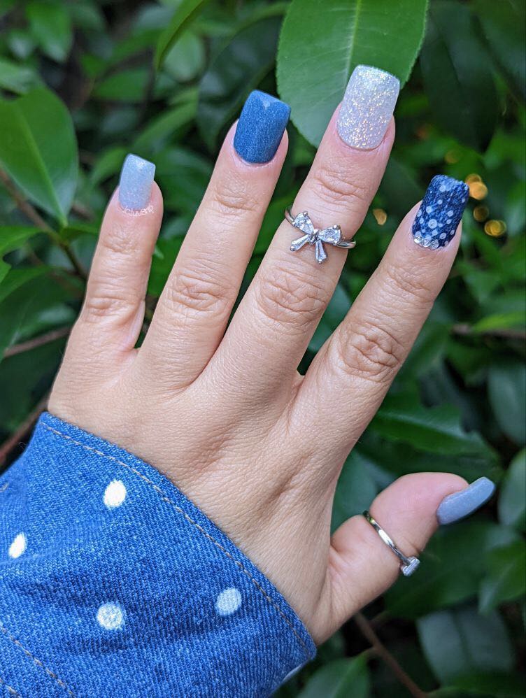 Solid Glossy Medium Blue Square Nails Solid Glossy Medium Blue Square Nails — Denim Nails 2027