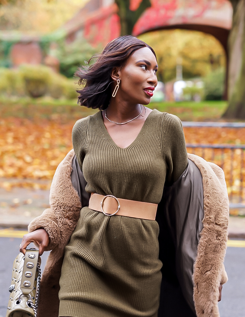 Olive Green Sweater Dress with Wide Belt and Faux Fur Coat — Sweatshirt Dress 2027