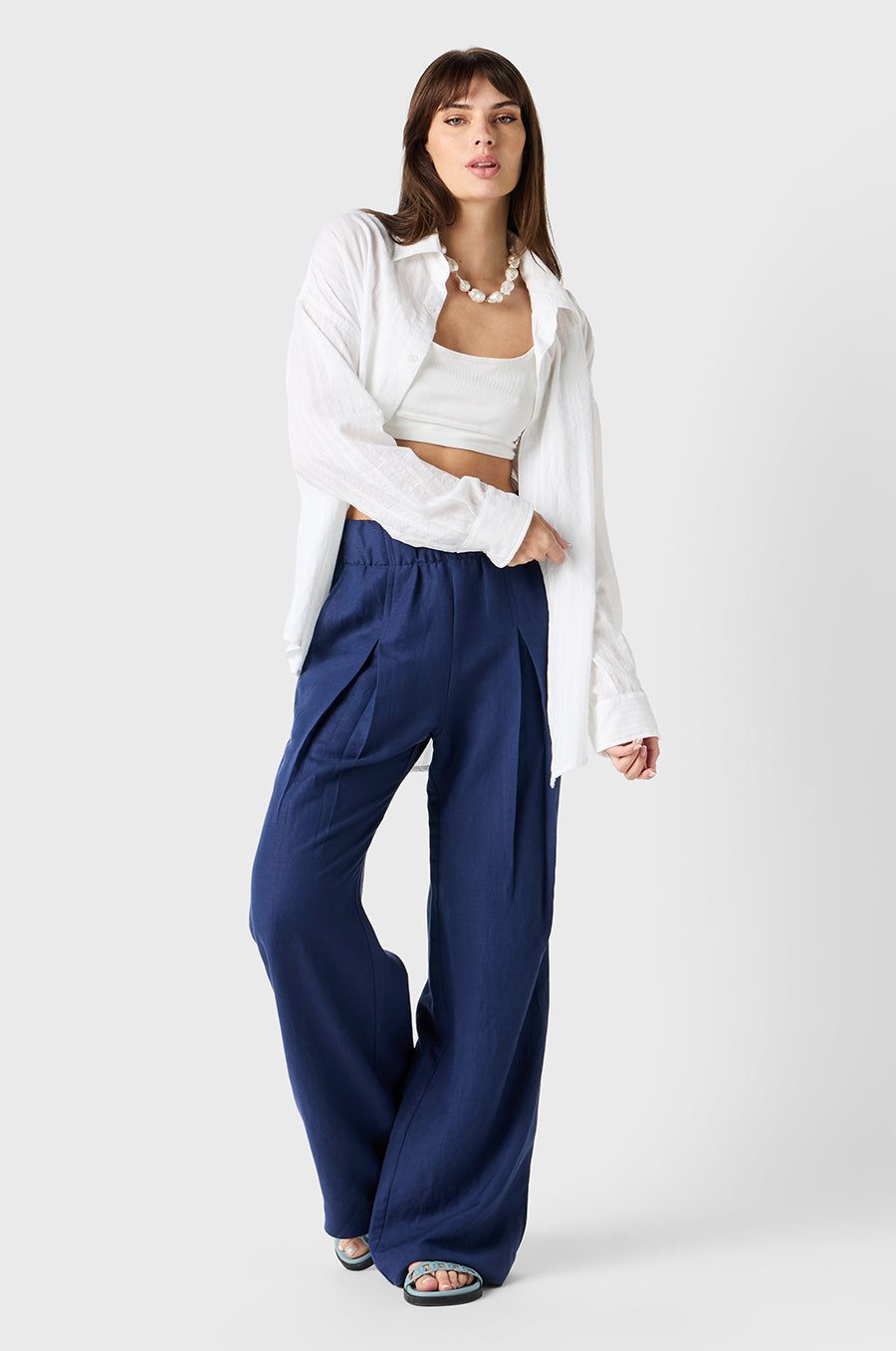 Platform Sandals Outfit Idea Platform Sandals Outfit Idea — Navy Blue Pleated Pants Outfits 2027