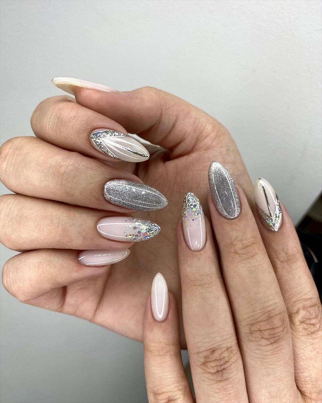 Glossy Glitter Chrome-Like Visual Idea Glossy Glitter Chrome-Like Visual Idea — Long Wedding Nails 2027