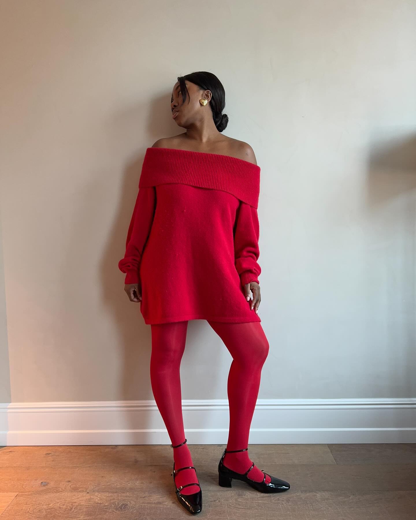 Monochromatic Red Off-the-Shoulder Sweater Dress Look Monochromatic Red Off-the-Shoulder Sweater Dress Look — Galentines Outfits 2027