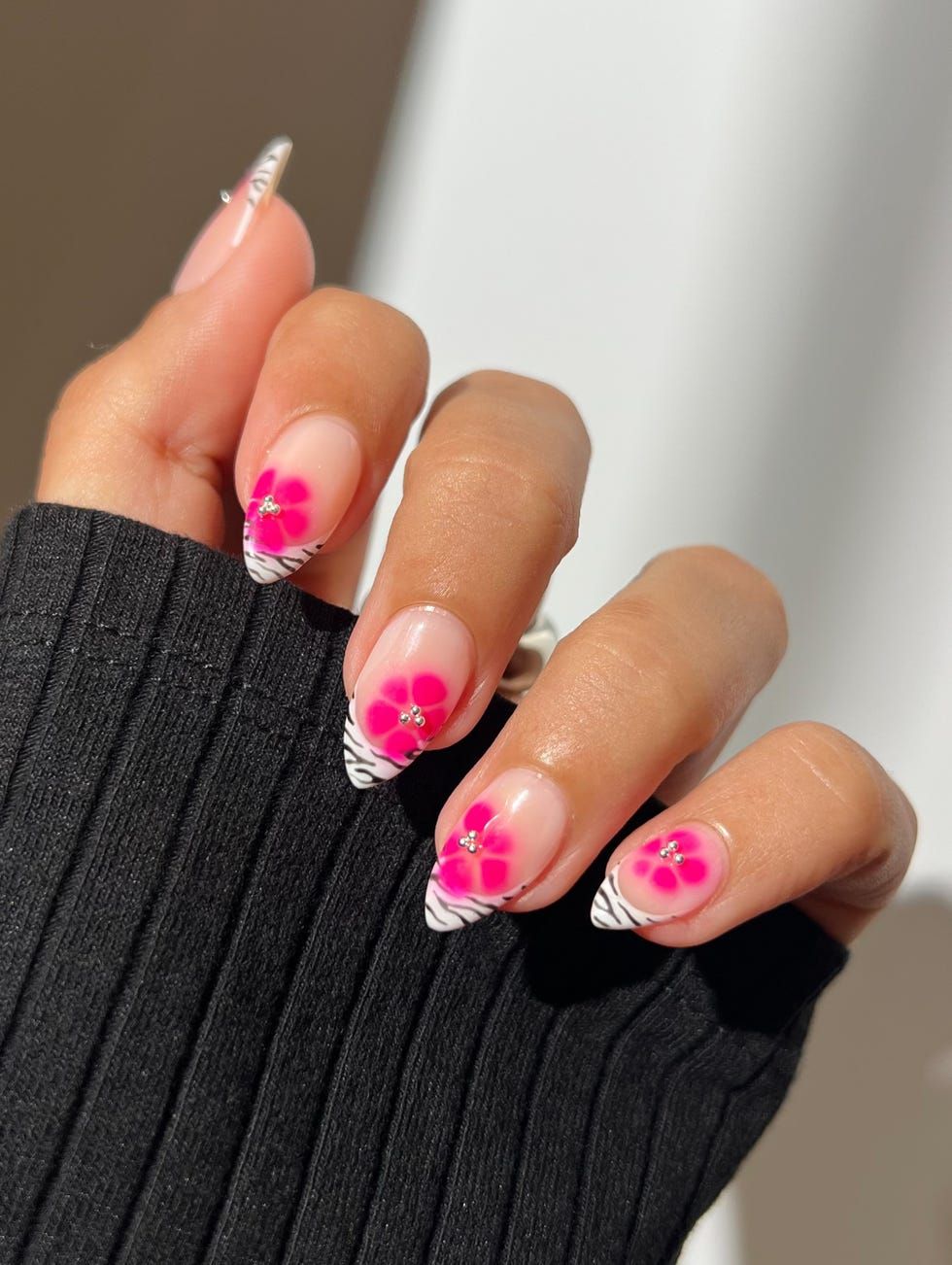 Summer Vibrant Visual Idea Summer Vibrant Visual Idea — French Tip Nails 2027 for Wide Nail Beds