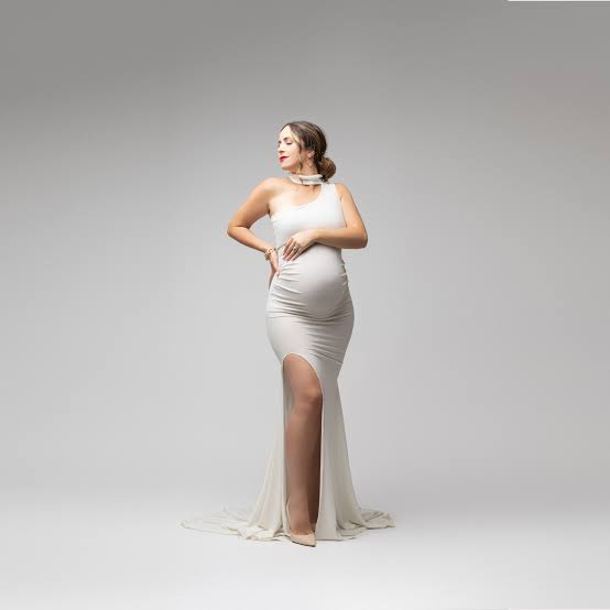 Ivory One-Shoulder Maternity Evening Gown with High Slit Ivory One-Shoulder Maternity Evening Gown with High Slit — Maternity Dresses 2027