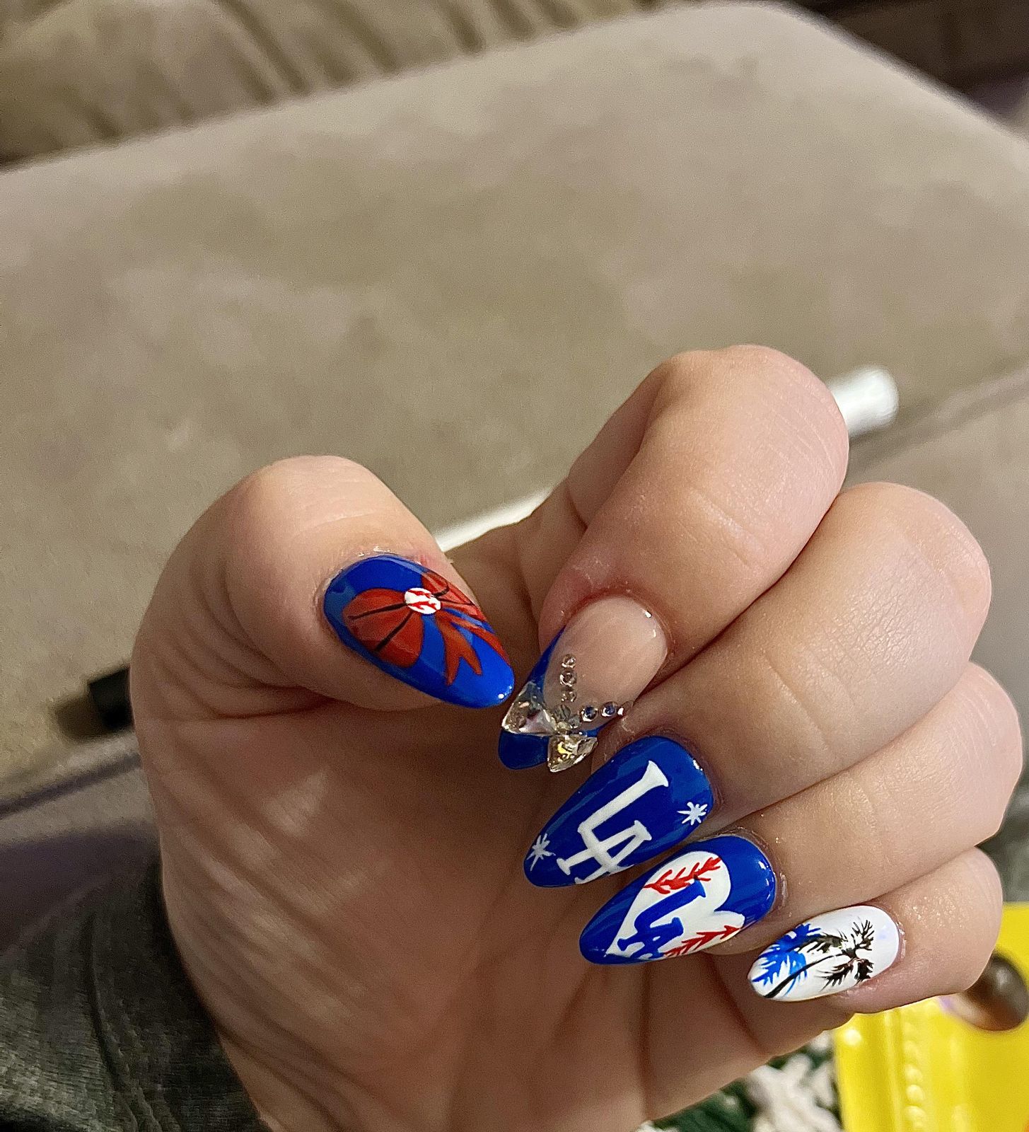Short Oval Baseball Stitching and Logos Short Oval Baseball Stitching and Logos — Baseball Nails 2027
