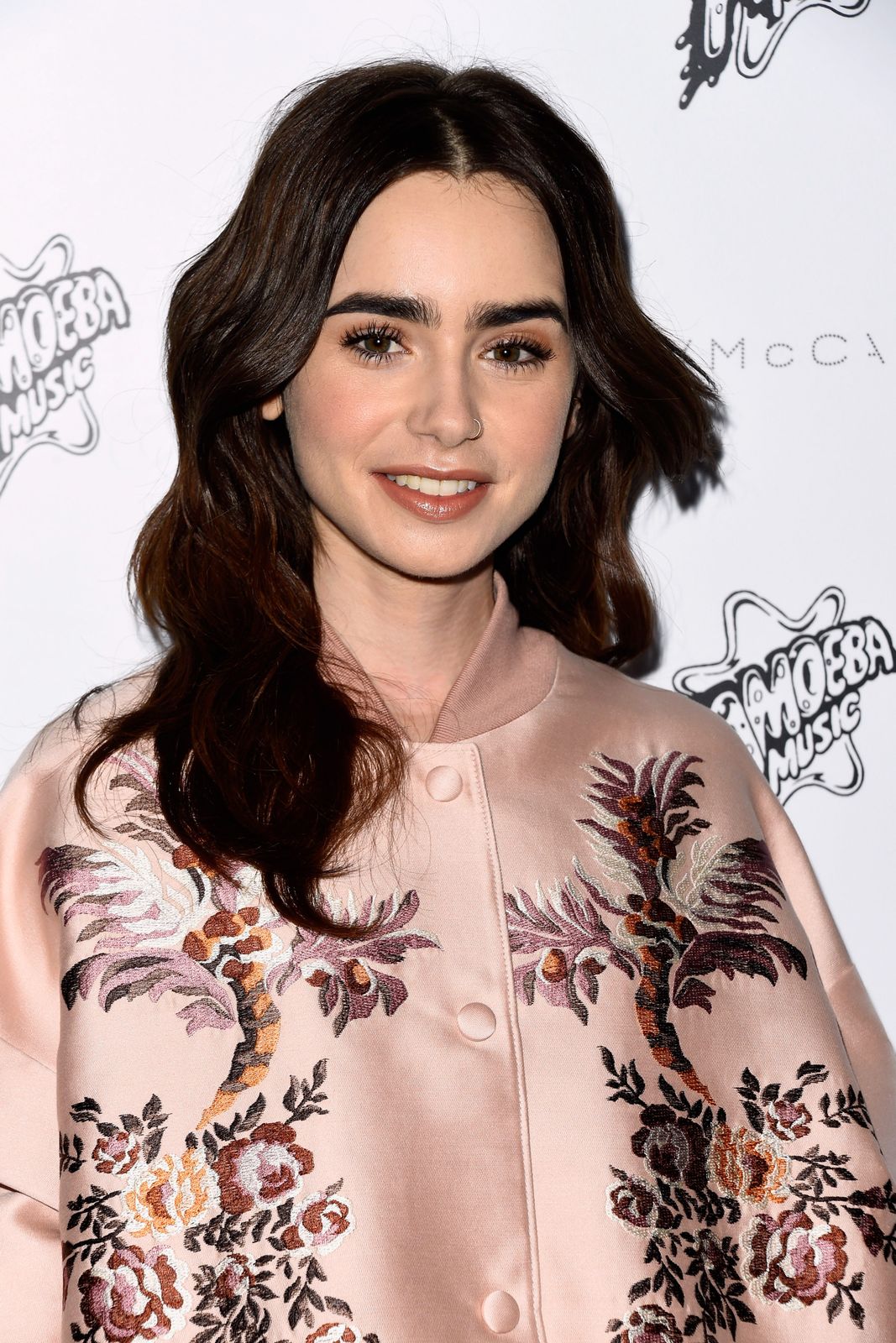 Dark Brown With Subtle Lighter Pieces Visual Idea Dark Brown With Subtle Lighter Pieces Visual Idea — Hairstyles 2027 for Heart Face