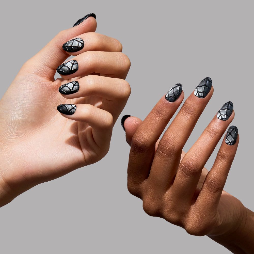 Velvet High-Shimmer Visual Idea Velvet High-Shimmer Visual Idea — Snake Print Nails 2027