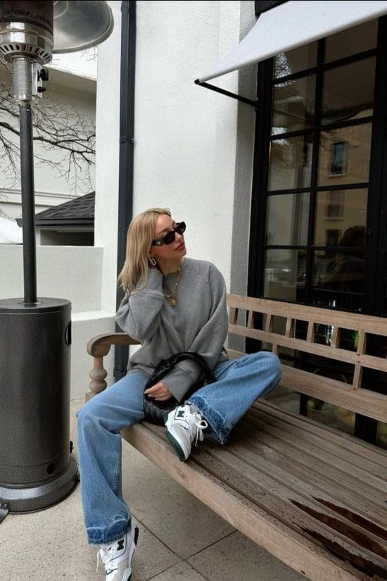 Oversized Grey Sweatshirt with Wide-Leg Jeans and Sneakers Oversized Grey Sweatshirt with Wide-Leg Jeans and Sneakers — Winter Grey Outfits 2027