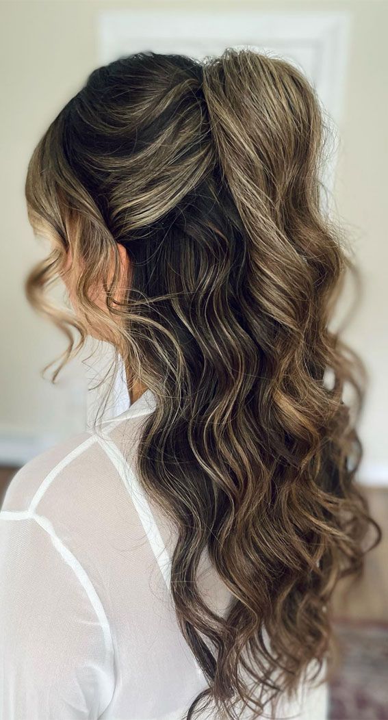 Ash Blonde With Subtle Beige Highlights Visual Idea — Down Birthday Hairstyles 2027