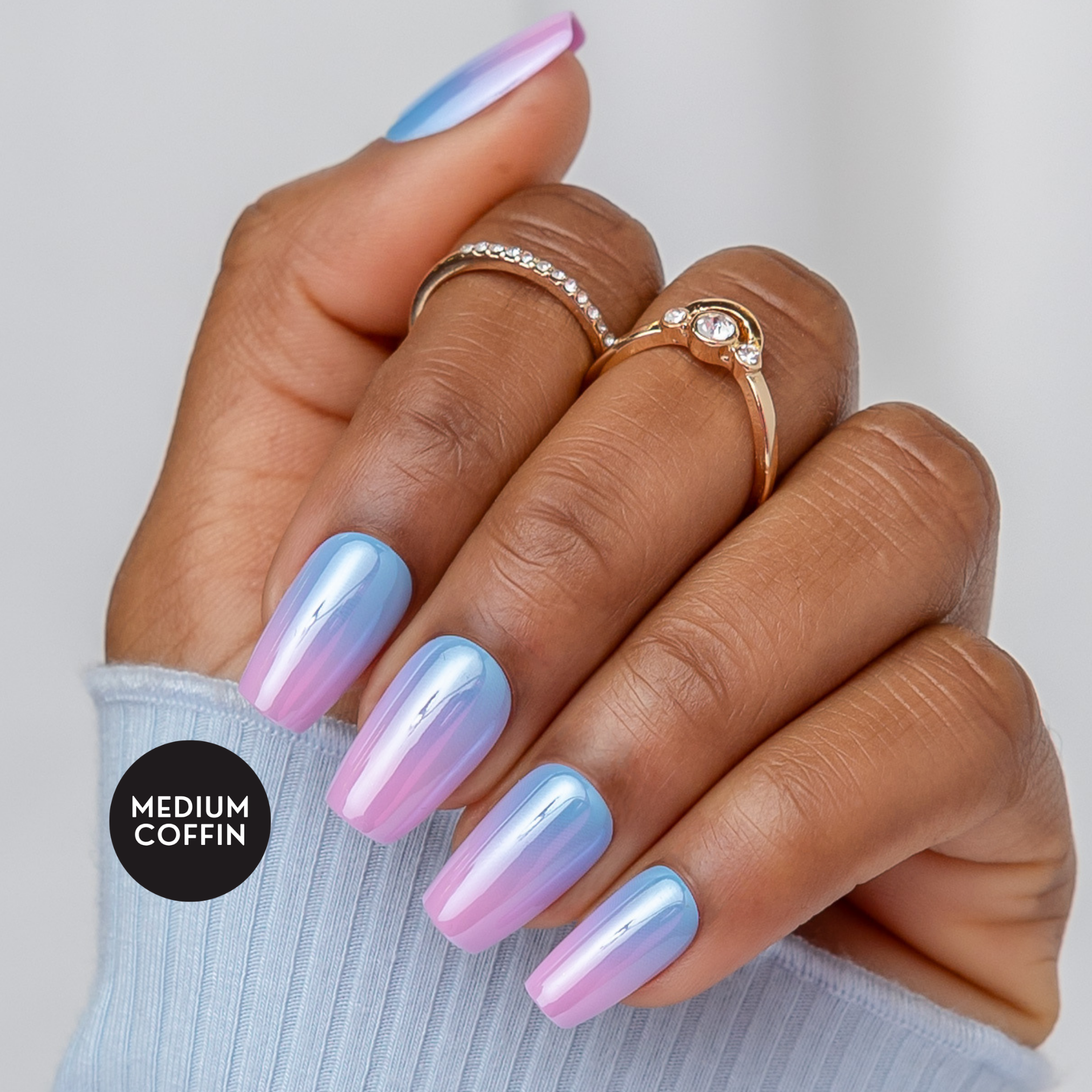 Blue to Pink Pearlescent Chrome Ombre Blue to Pink Pearlescent Chrome Ombre — Summer Ombre Nails 2027