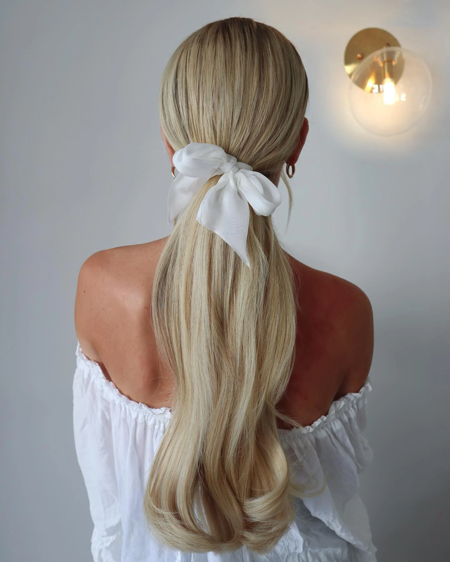 Mid-Back Visual Idea Mid-Back Visual Idea — Office Hairstyles 2027