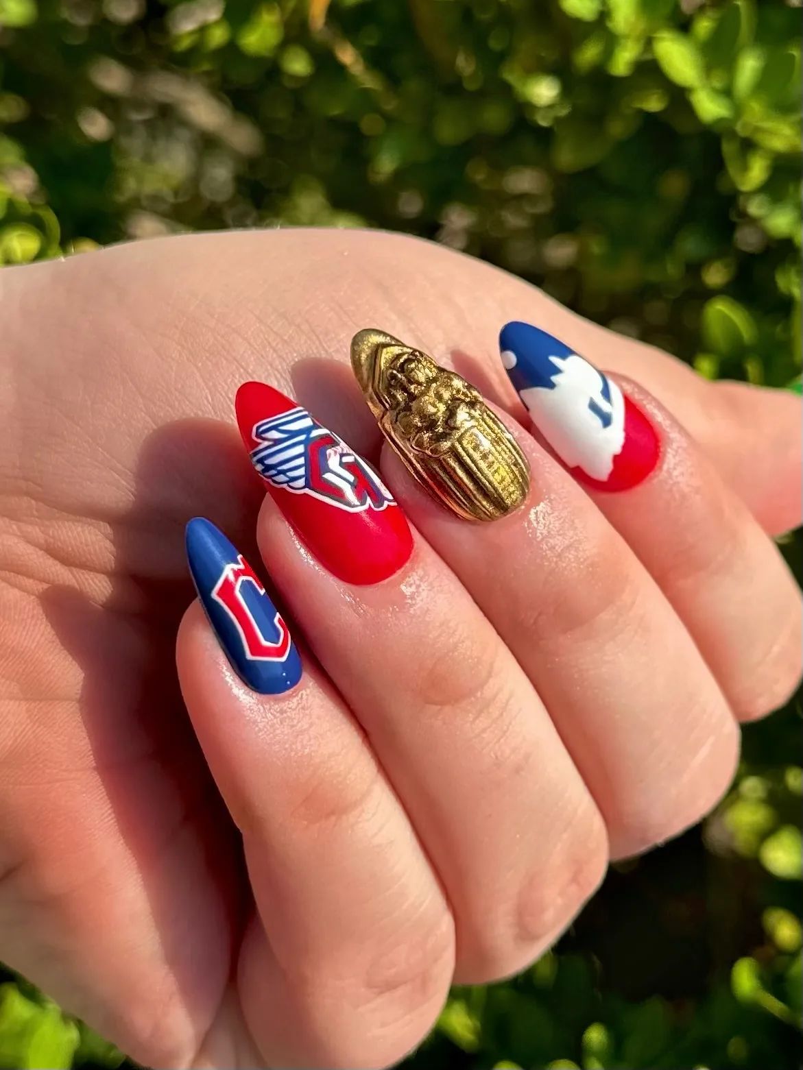 Bold Team Logos Gold Beetle Almonds Bold Team Logos Gold Beetle Almonds — Baseball Nails 2027