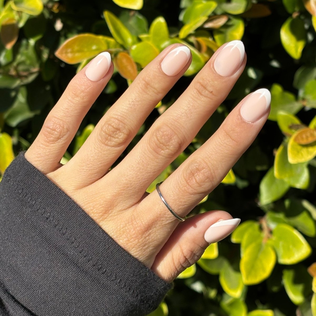 Classic French Tip Medium Oval Nails Classic French Tip Medium Oval Nails — Short Press On Nails 2027