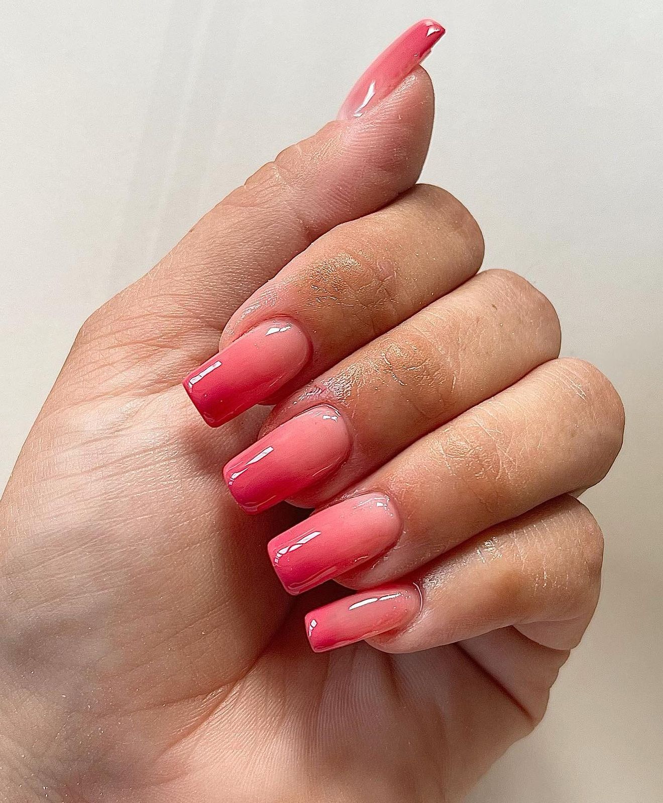 Ombre Gradient Visual Idea — Coral Coffin Nails 2027