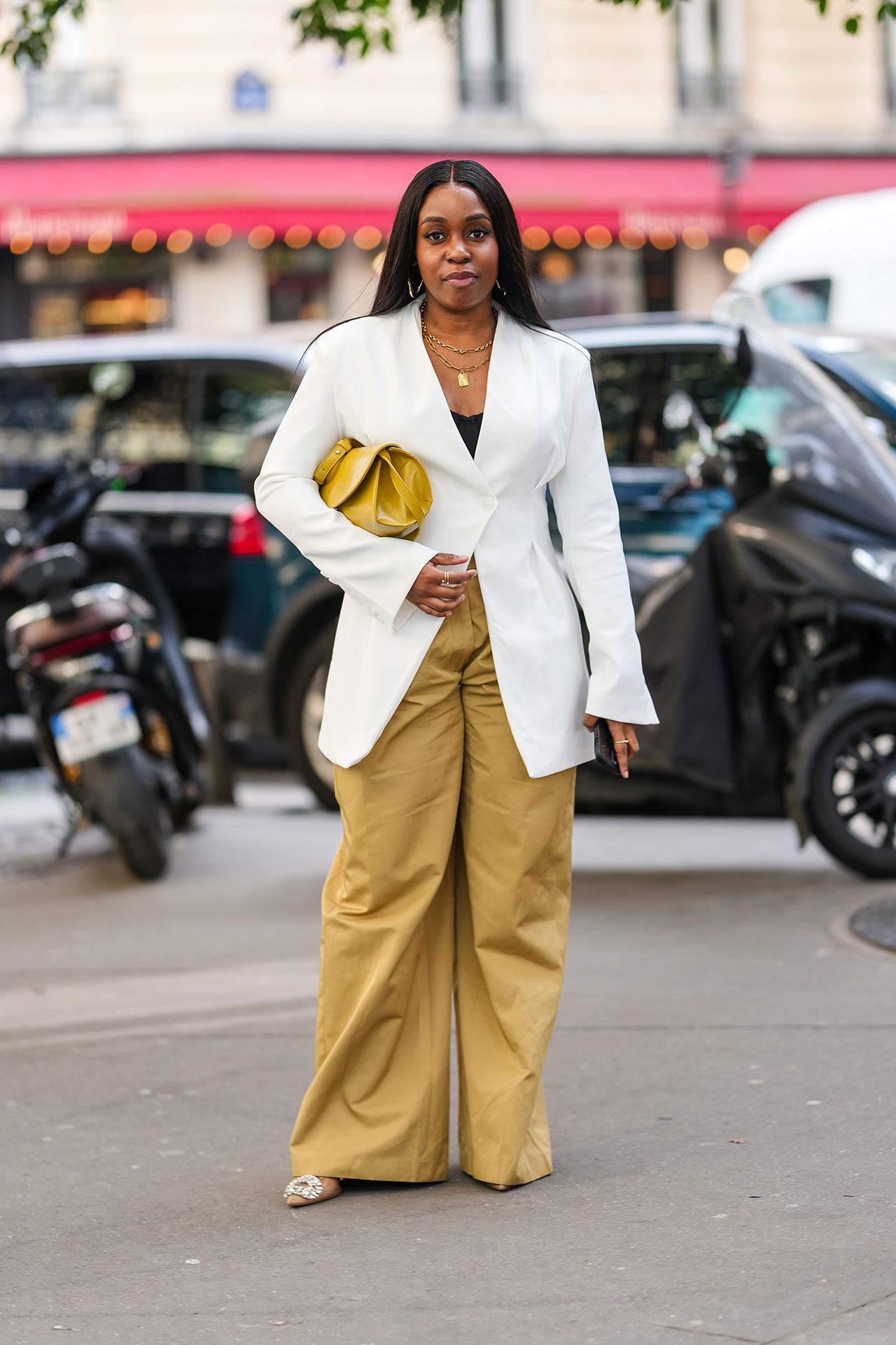 Sharp White Blazer with Khaki Trousers for Smart Casual Sharp White Blazer with Khaki Trousers for Smart Casual — Hostess Outfits 2027