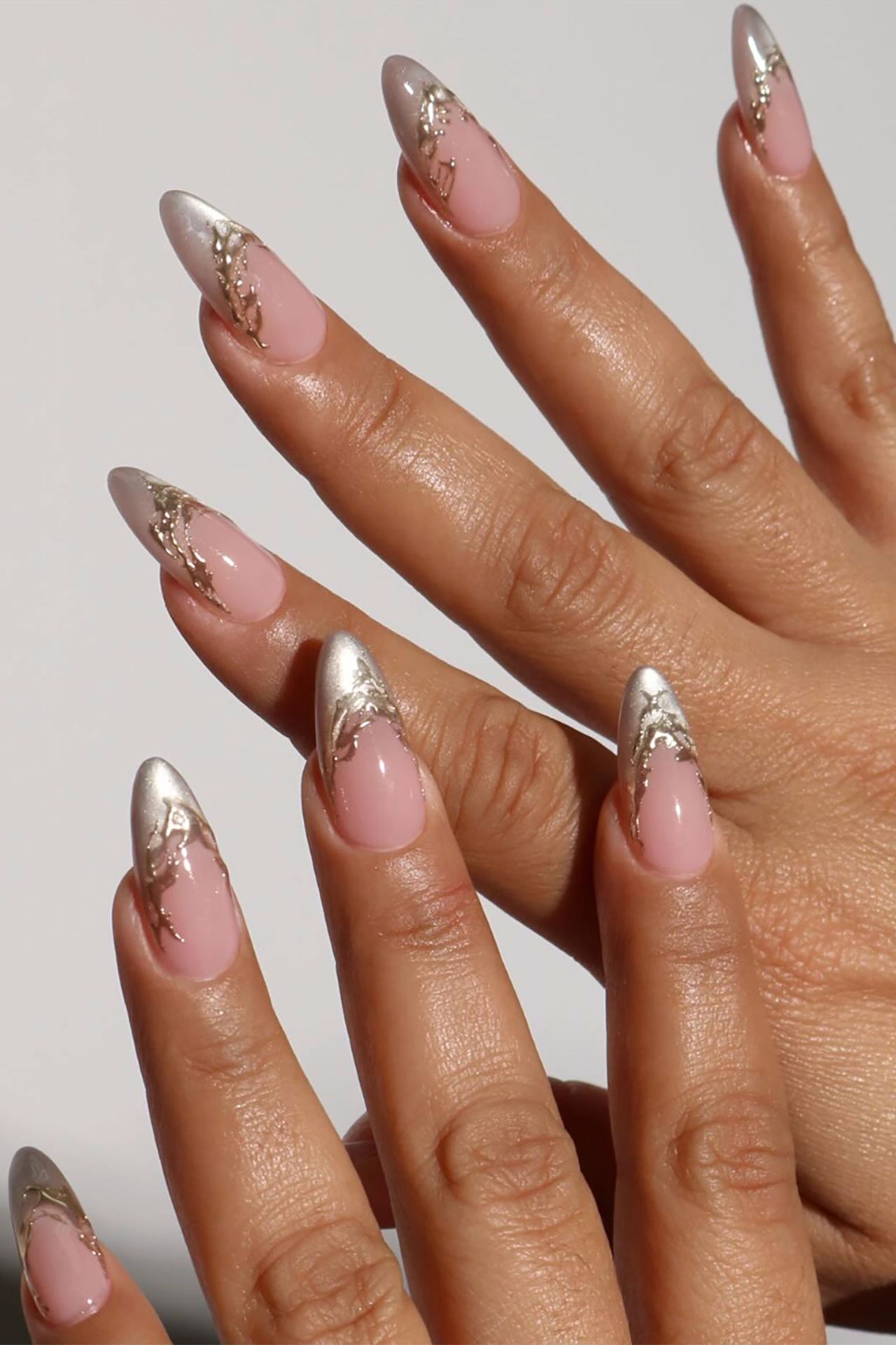Soft Airy Summer Visual Idea Soft Airy Summer Visual Idea — Oval Nails 2027