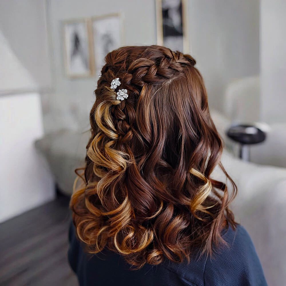 Layers Visual Idea — Graduation Hairstyles 2027 for Medium Hair