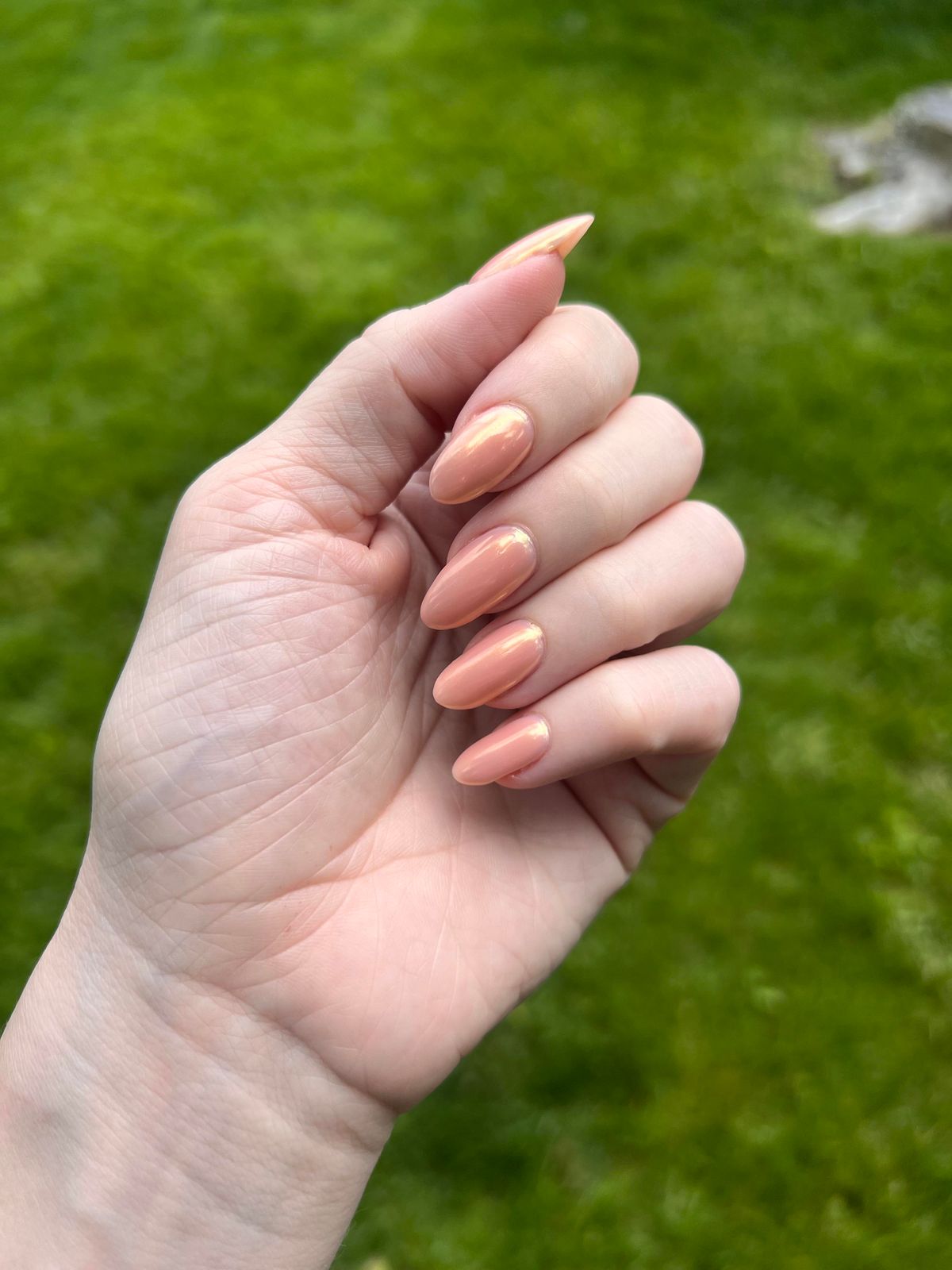 Everyday Year-Round Visual Idea Everyday Year-Round Visual Idea — Peach Chrome Nails 2027