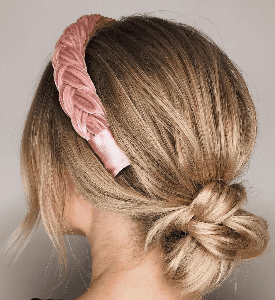 Collarbone Length Visual Idea Collarbone Length Visual Idea — Messy Low Bun 2027