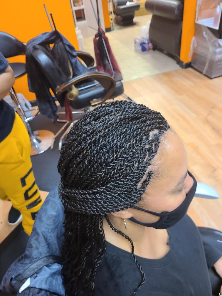 Defined Parts Straight Twists Defined Parts Straight Twists — Senegalese Twists 2027