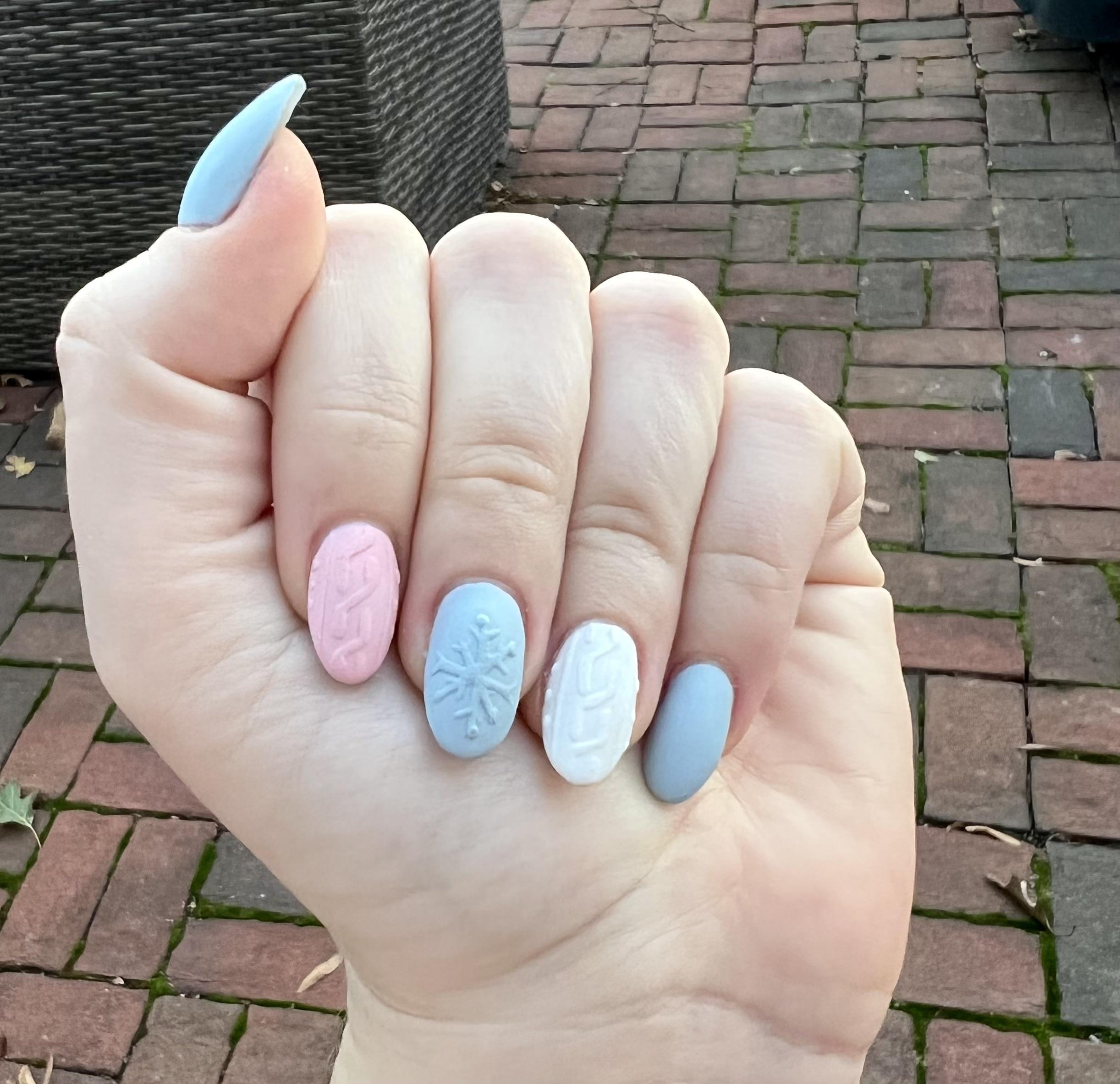 Matte Pastel Cable Knit Ovals — Cozy Winter Nails 2027
