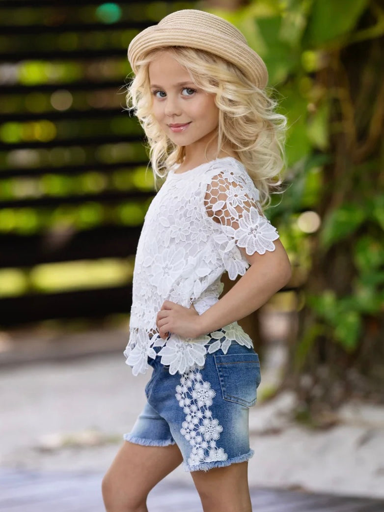 Lace Detail Top and Shorts with Straw Fedora — Spring Denim Shorts Outfits 2027