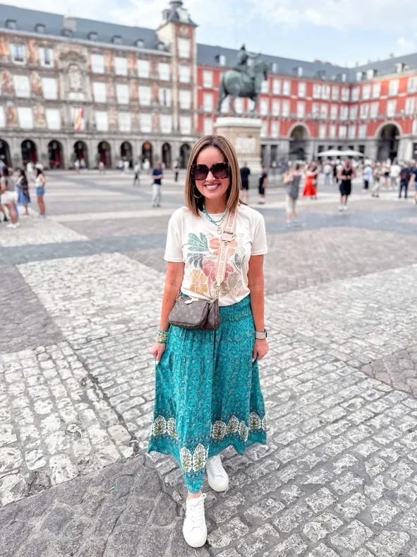 Floral Maxi Skirt with Graphic Tee for Summer Travel — Barcelona Outfits 2027