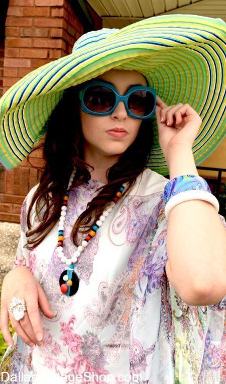 Patterned Kaftan with Oversized Sunglasses for a Bohemian Pool Party Look Patterned Kaftan with Oversized Sunglasses for a Bohemian Pool Party Look — Pool Party Outfits 2027