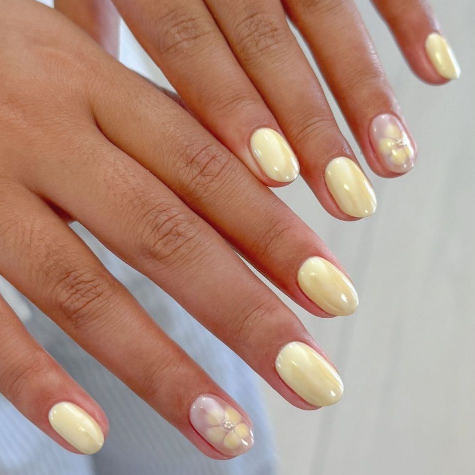 Spring Summer Visual Idea — Yellow Nails 2027
