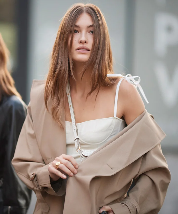 Deep Plum Wavy Layers Deep Plum Wavy Layers — Spring Haircuts 2027