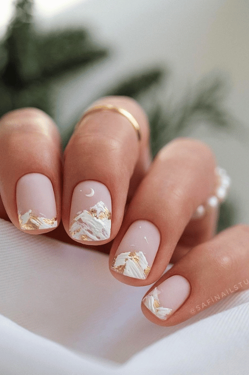 Short Square Mountain Art Nails Short Square Mountain Art Nails — Winter White Nails 2027