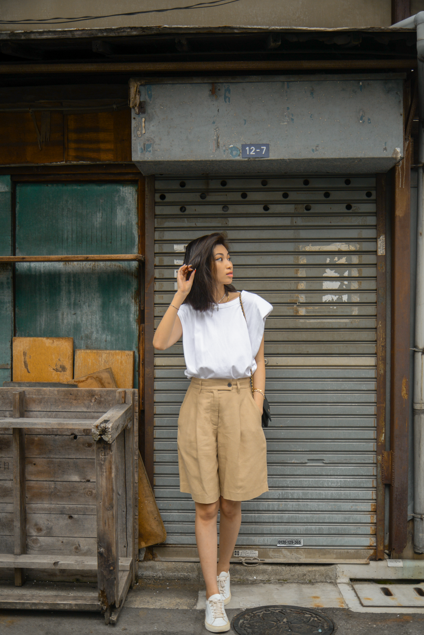Casual Comfort: Bermuda Shorts and Cap-Sleeve Tee Casual Comfort: Bermuda Shorts and Cap-Sleeve Tee — Neutral Summer Outfits 2027