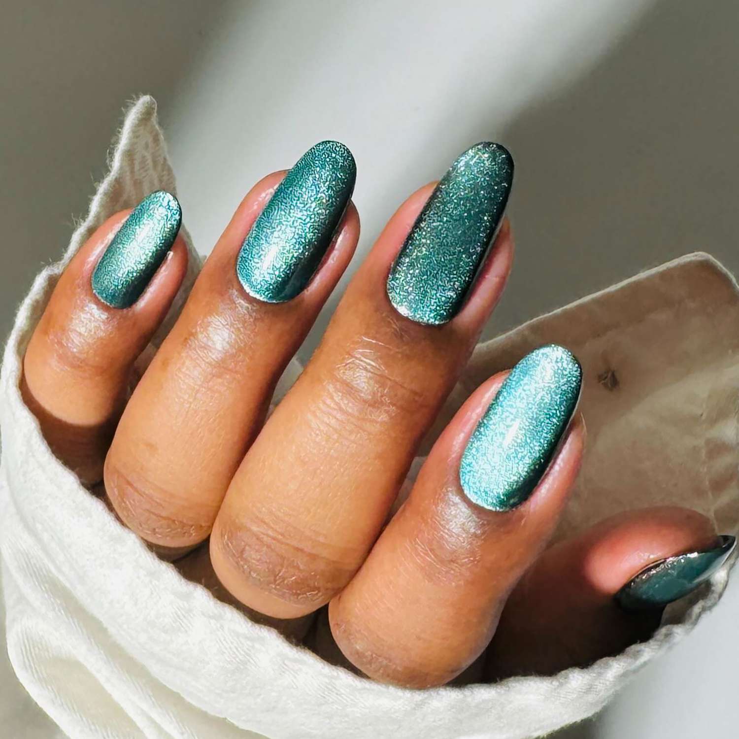 Vibrant Teal Glitter Shimmer Nails — Winter Dip Nails 2027
