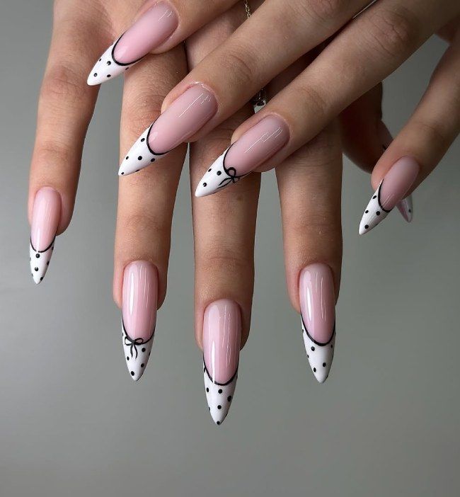 Long Stiletto Pink French With Black Outlines And Bows Long Stiletto Pink French With Black Outlines And Bows — Bow French Tip Nails 2027