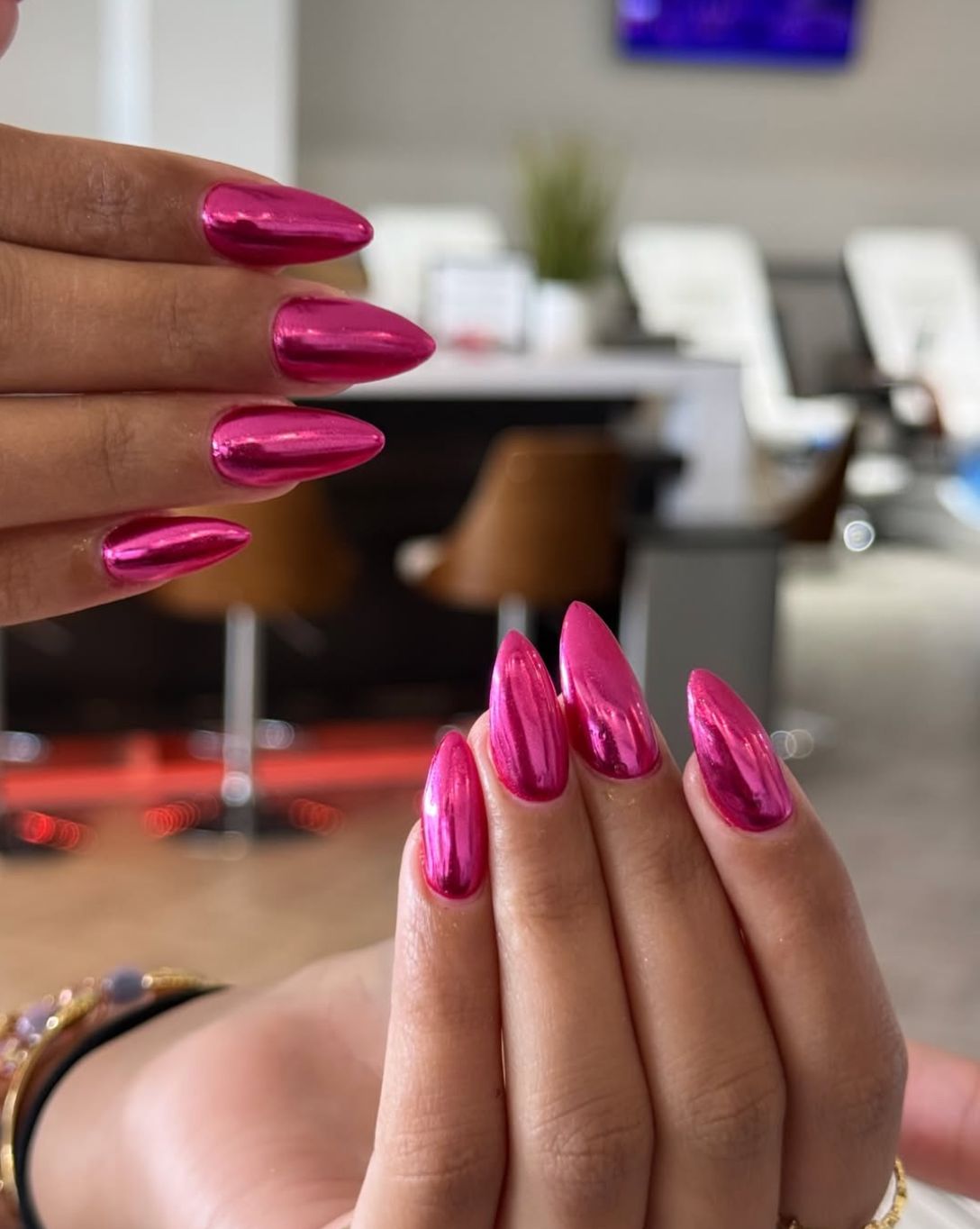 Metallic Magenta Chrome Stiletto Nails Metallic Magenta Chrome Stiletto Nails — Magenta Nails 2027